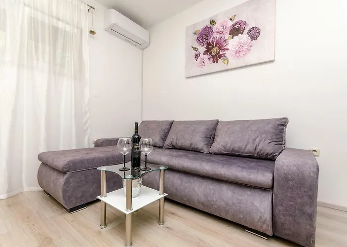 Apartman Mia *